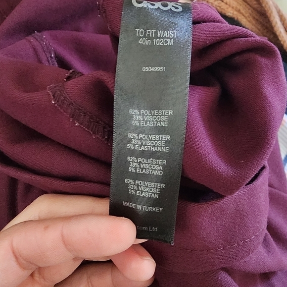 Asos Plum Button-Up Romper with Waist-tie 8" Inseam Womens size 40(101 cm) - Picture 4 of 5